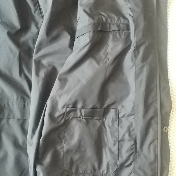 Weatherproof jacket - Picture 2 of 2